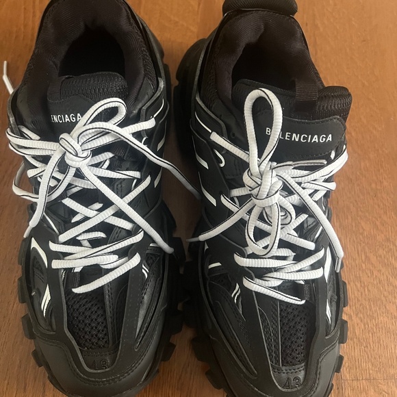 Balenciaga track sneakers - Picture 1 of 7